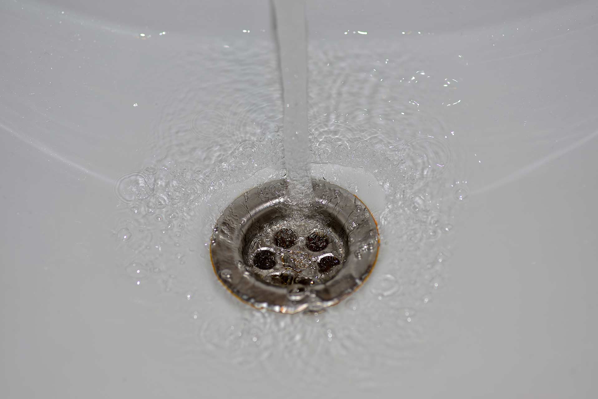 A2B Drains provides services to unblock blocked sinks and drains for properties in Kensington.